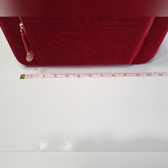 Estee Lauder Red Velvet Makeup Train Case 2023 Holiday Edition NEW - Picture 6 of 11
